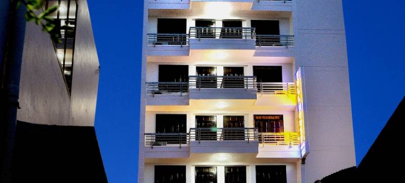 浪漫满屋酒店(Full House Hotel)图片