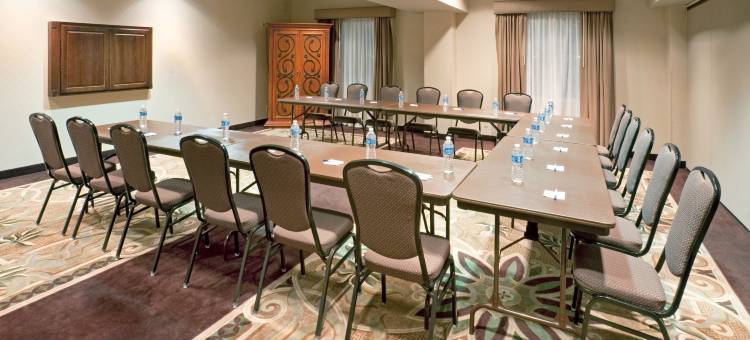 伊格尔帕斯智选假日酒店及套房(Holiday Inn Express & Suites Eagle Pass)图片