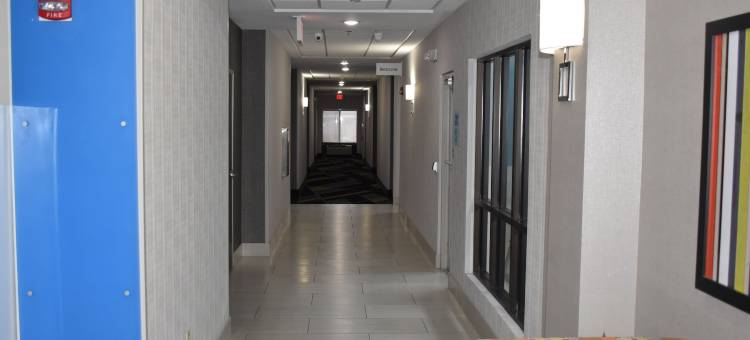 智选假日套房酒店麦克弗森 by IHG(Holiday Inn Express & Suites Mcpherson by IHG)图片