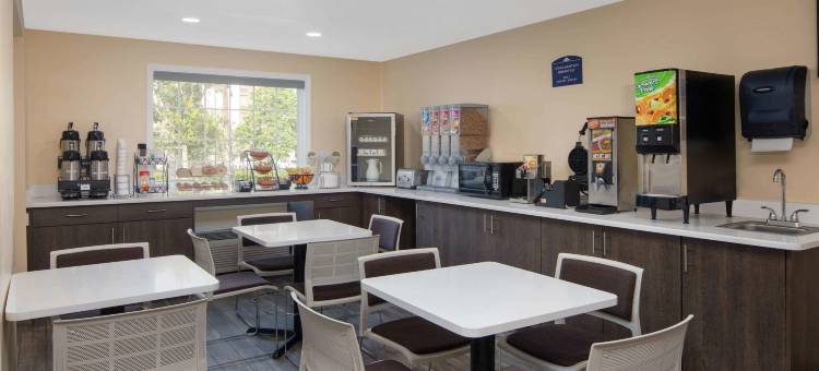 Microtel Inn & Suites by Wyndham Columbia/Fort Jackson N图片