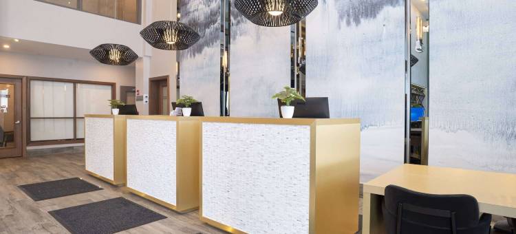 桑德曼签章舍伍德帕克酒店(Sandman Signature Sherwood Park Hotel)图片