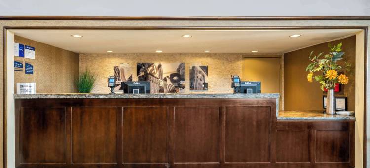 芝加哥-唐纳斯格罗夫贝斯特韦斯特酒店(Best Western Chicago - Downers Grove)图片