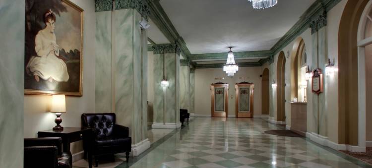 尼克博克湖畔酒店(Knickerbocker on the Lake)图片