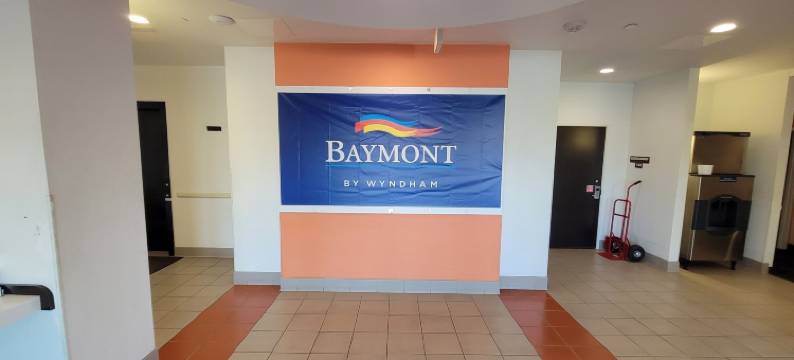 威利斯顿温德姆呗盟酒店(Baymont by Wyndham Williston)图片