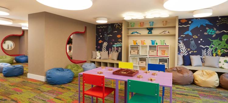 希尔顿海滨度假村酒店(The Waterfront Beach Resort, A Hilton Hotel)图片