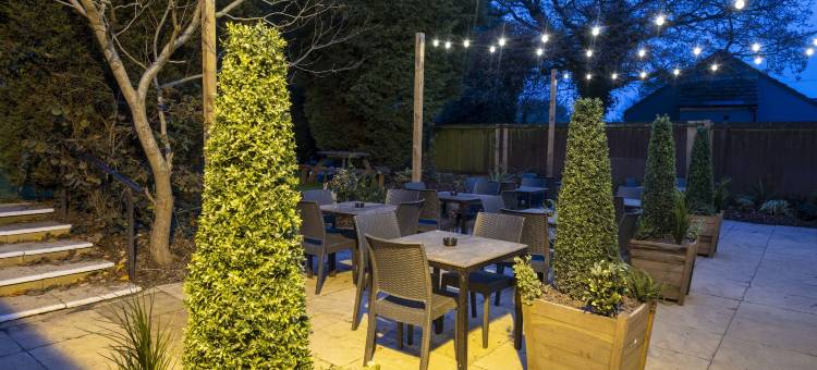 卡恩伍德阿姆斯酒店 - 格林国王旅馆(Charnwood Arms)图片