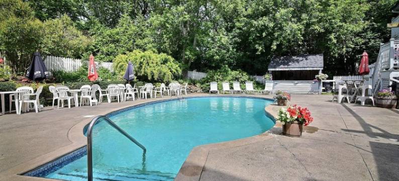 奥伯格湖景宾馆(Auberge Lakeview Inn)图片