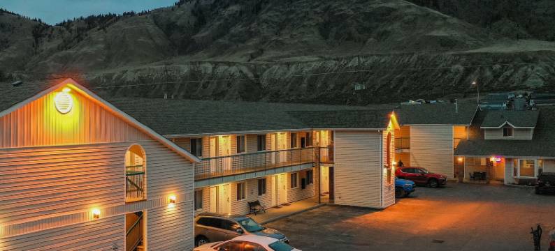 坎卢普斯朗奇兰汽车旅馆(The Ranchland Inn Kamloops)图片