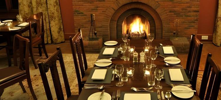 贝尔默罗艾姆斯酒店(Balmoral Arms)图片