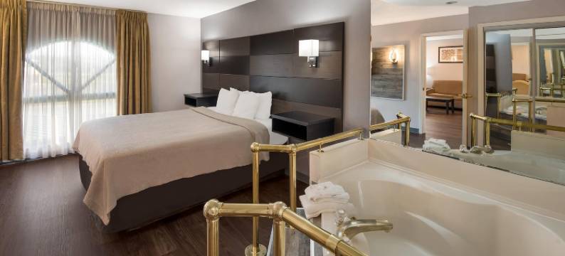 辛辛那提 I-275 凯艺套房酒店(Quality Inn & Suites Cincinnati I-275)图片