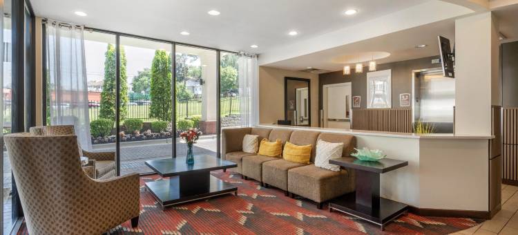 大学公园市贝斯特韦斯特优质酒店(Best Western Plus College Park Hotel)图片