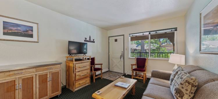 太浩湖VRI度假胜地公寓式酒店(The Lodge at Lake Tahoe)图片