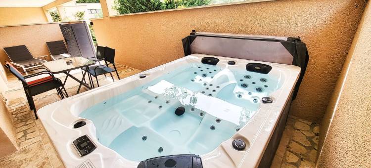 Forcalquier的Domaine Ribiera, 5星级酒店，SPA和高尔夫球场(Domaine Ribiera, Hotel 5 Etoiles, Spa & Golf - Forcalquier)图片