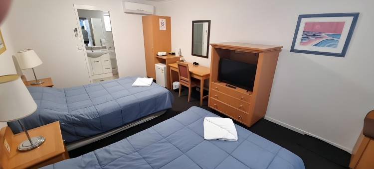 奎斯珀特酒馆及汽车旅馆(Queensport Tavern and Motel)图片