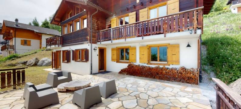 Beautiful chalet in Le Bouveret with garden图片