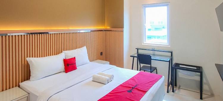 RedDoorz Plus Syariah at Lotus Residence图片