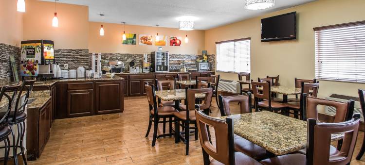 20 号高速公路迪比克凯艺酒店(Quality Inn Dubuque on Hwy 20)图片