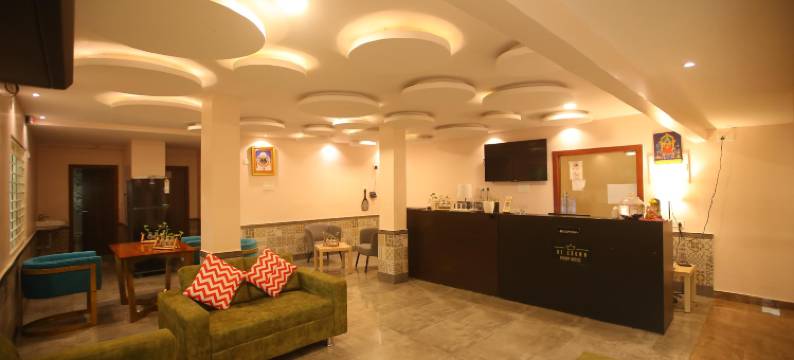 DE CROWN豪华酒店(De Crown Luxury Hotel)图片