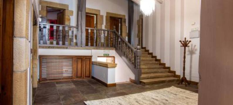 翡翠奢华别墅酒店(Luxury Villa Esmeralda)图片