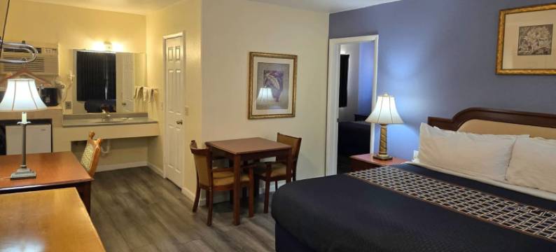 罗德韦因&套房布莱斯I-10(Rodeway Inn & Suites Blythe I-10)图片