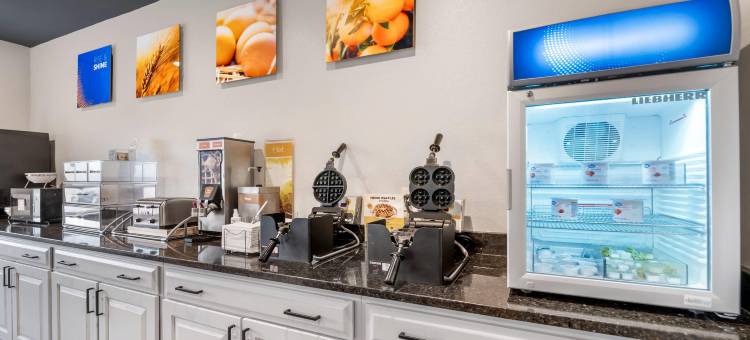 品质酒店及套房-威斯康星戴尔市中心-水上乐园区(Quality Inn & Suites Wisconsin Dells Downtown - Waterparks Area)图片