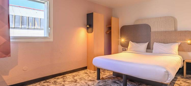 凡尔赛宫勒谢奈 B&B 酒店(B&B Hotel Versailles le Chesnay)图片
