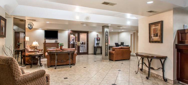迪卡尔布附近的罗谢尔贝斯特韦斯特套房酒店(Best Western Rochelle Inn  Suites near DeKalb)图片