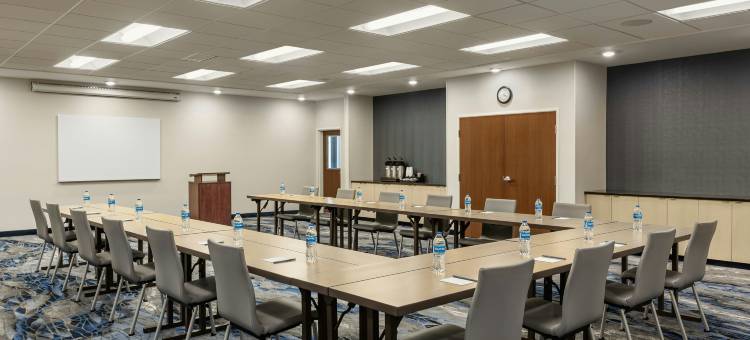 万枫酒店及套房圣保罗东北部(Fairfield Inn & Suites St. Paul Northeast)图片