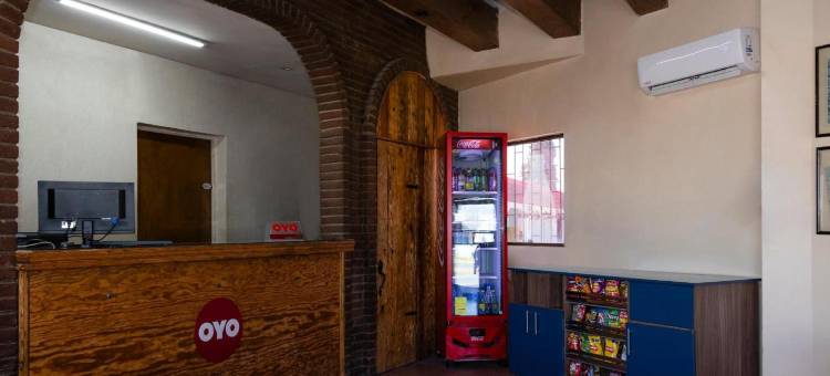 OYO赤湾酒店，奇瓦瓦球场(OYO Hotel Real Del Sur, Estadio Chihuahua)图片