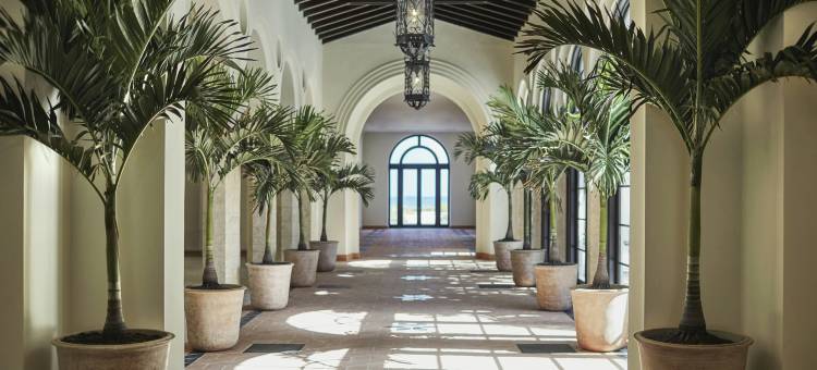 佛罗里达瑟夫赛德滑浪俱乐部四季酒店(Four Seasons Hotel at the Surf Club, Surfside, Florida)图片