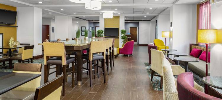亚特兰大费尔本欢朋酒店(Hampton Inn Atlanta-Fairburn)图片