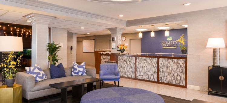 洛杉矶蒙特贝洛品质酒店及套房(Quality Inn & Suites Montebello - Los Angeles)图片