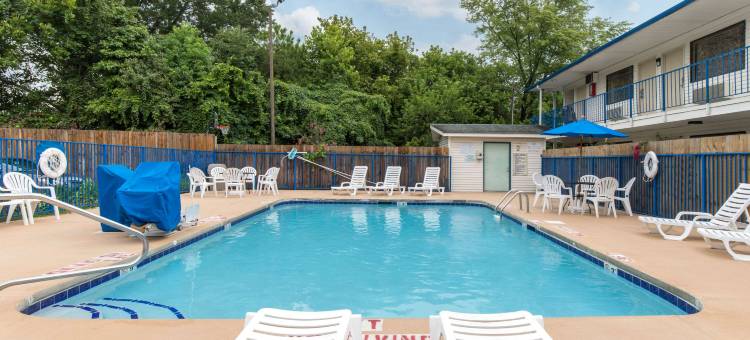 温斯顿塞勒姆52号公路罗德威酒店(Rodeway Inn Winston Salem Route 52)图片