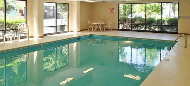 布恩 - 大学区凯艺套房酒店(Quality Inn & Suites Boone - University Area)图片