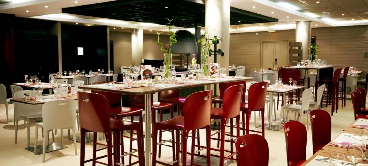 圣昆廷伊夫林康铂酒店(Campanile Saint Quentin EN Yvelines)图片