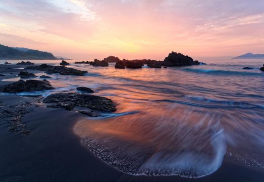 Lan Hai Leisure Time B&B Hotel Overview