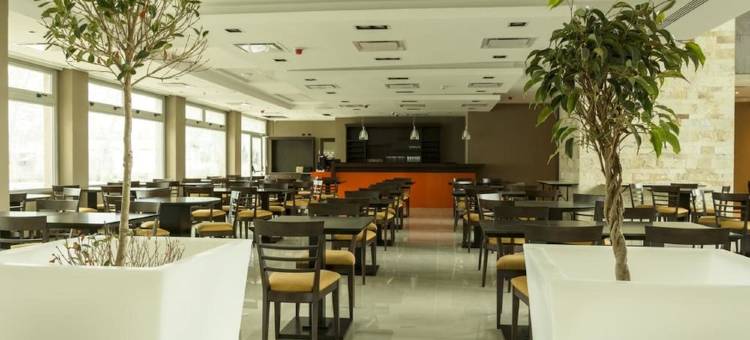 内乌肯豪生酒店(Howard Johnson by Wyndham Neuquen)图片