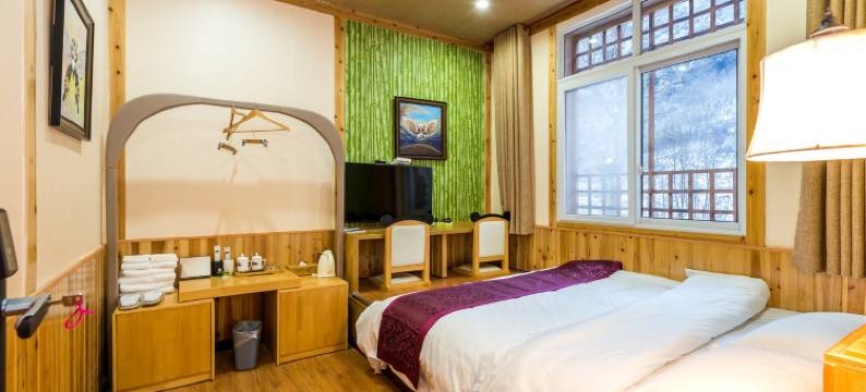 罗国文特色民宿(蜂大路分店)图片