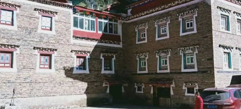 冷嘎措勒伍吉祥民宿图片