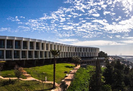 Elma Hotel and Art Complex Hotel Overview