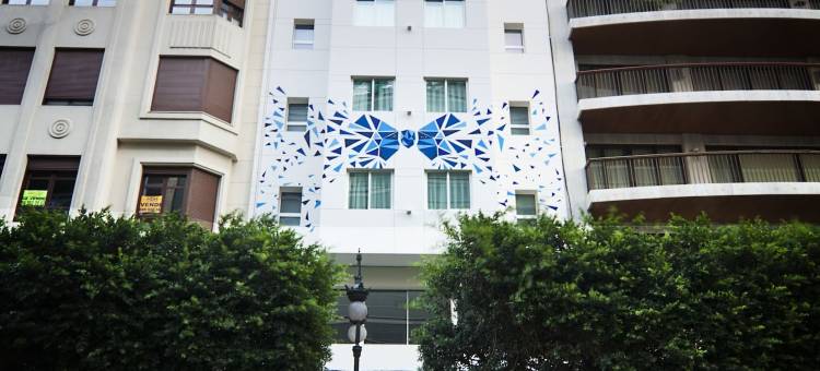 One Shot 科隆(One Shot Colón)图片