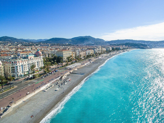 法国尼斯瑞士酒店