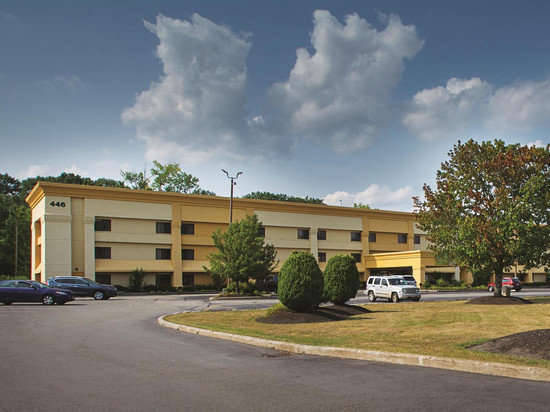 奥本伍斯特拉昆塔温德姆酒店