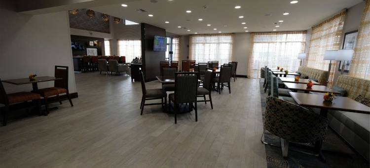 瑟西欢朋酒店(Hampton Inn Searcy)图片