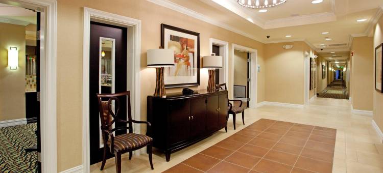 智选假日套房酒店纽贝里(Holiday Inn Express & Suites Newberry)图片