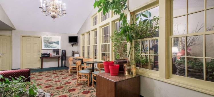 哈德利骑士酒店(Knights Inn Hadley)图片