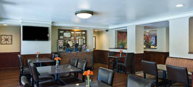 奥克斯纳德兰开斯特酒店(Oxnard Inn Lancaster)图片