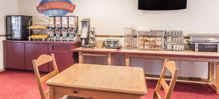 梅库恩-密尔沃基地区呗盟套房酒店(Baymont by Wyndham Mequon Milwaukee Area)图片