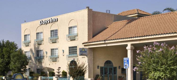 泰勒购物中心海滨戴斯酒店(Days Inn by Wyndham Riverside Tyler Mall)图片