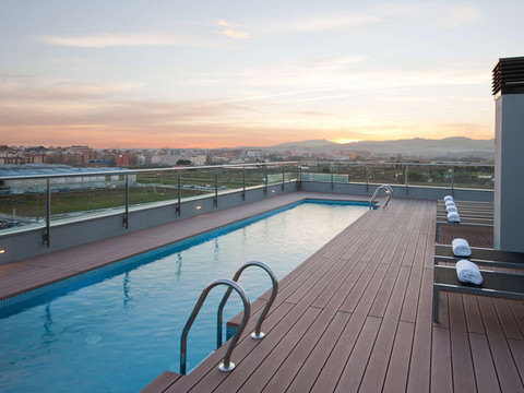 希尔顿逸林酒店